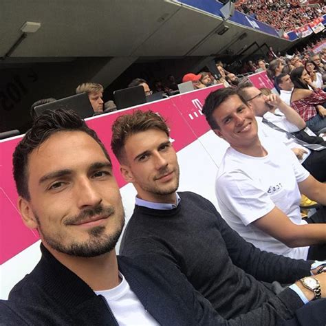 Mats Hummels (@aussenrist15) • Instagram photos and videos